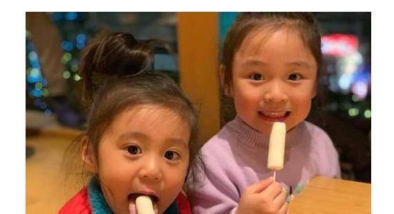 最新咘咘说话视频小妹，闪耀童星的风采